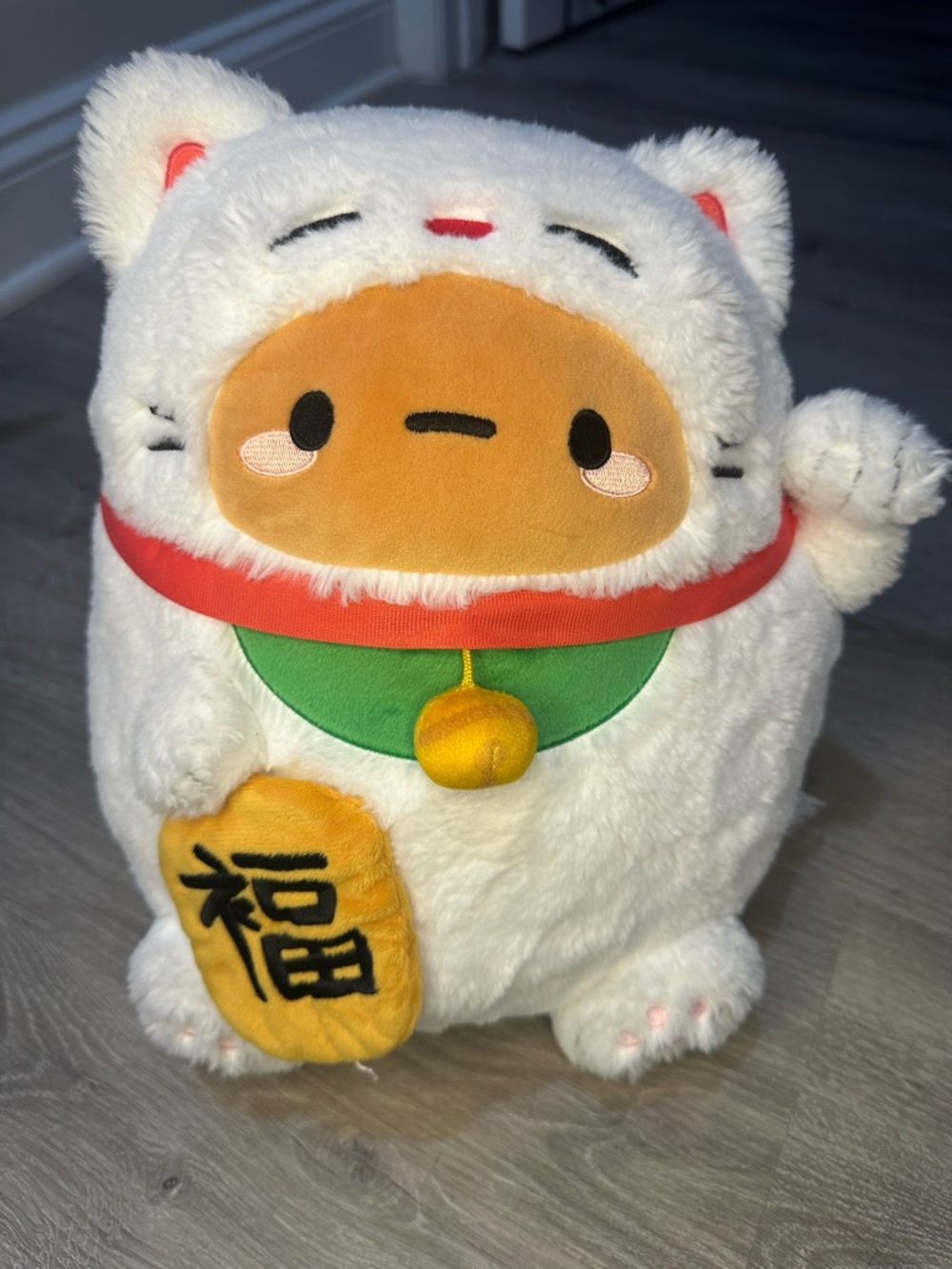 White Lucky Cat Plush Toy - Cute Soft Kids Toy
